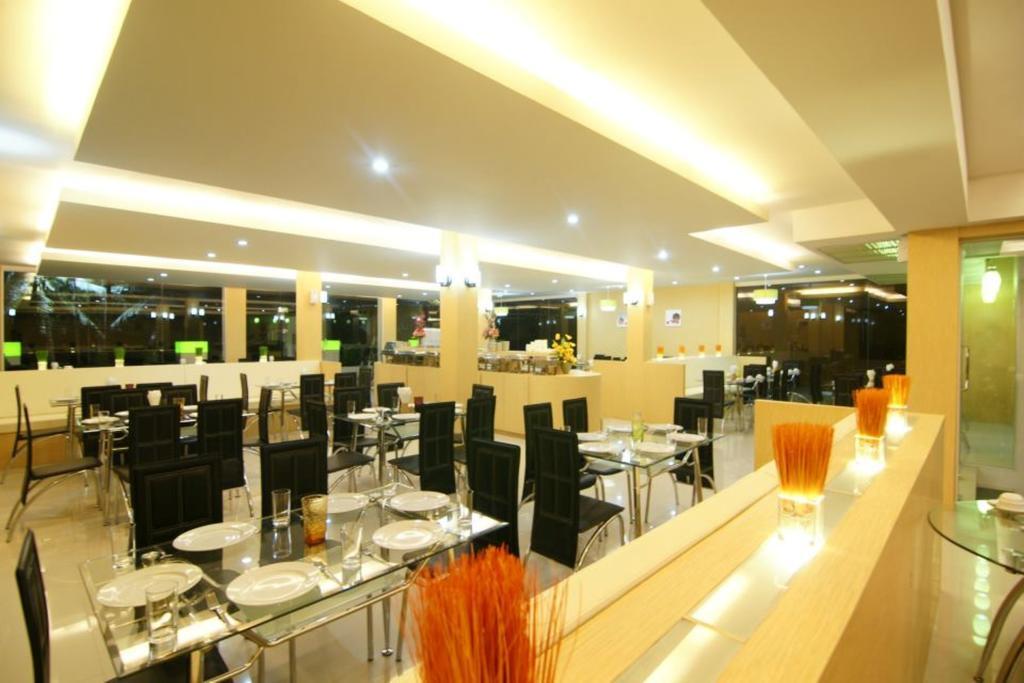 Dragon Beach Resort Jomtien Pattaya Exterior photo