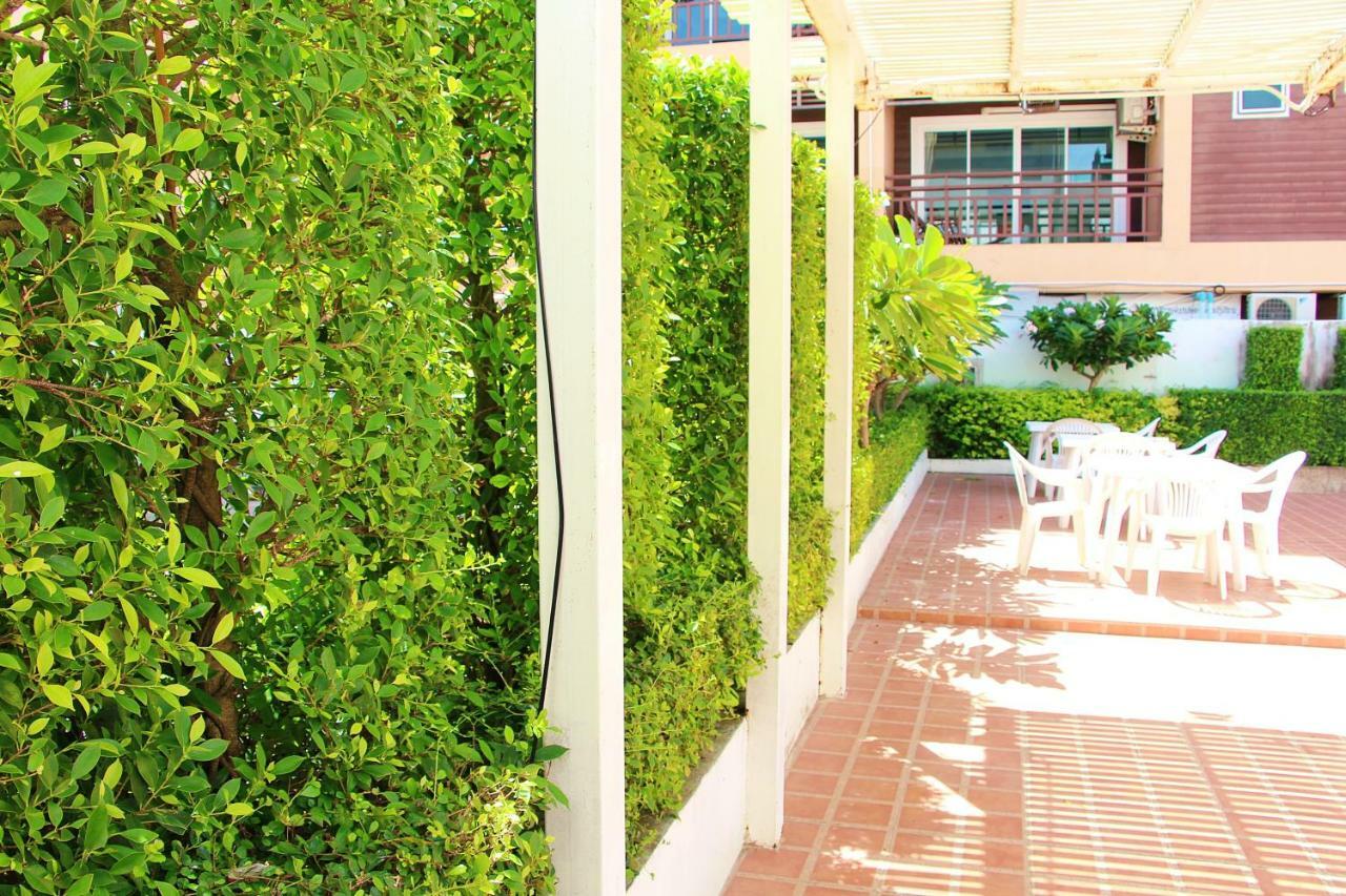 Dragon Beach Resort Jomtien Pattaya Exterior photo