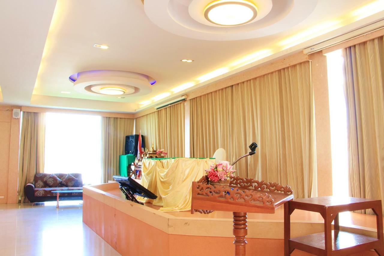 Dragon Beach Resort Jomtien Pattaya Exterior photo