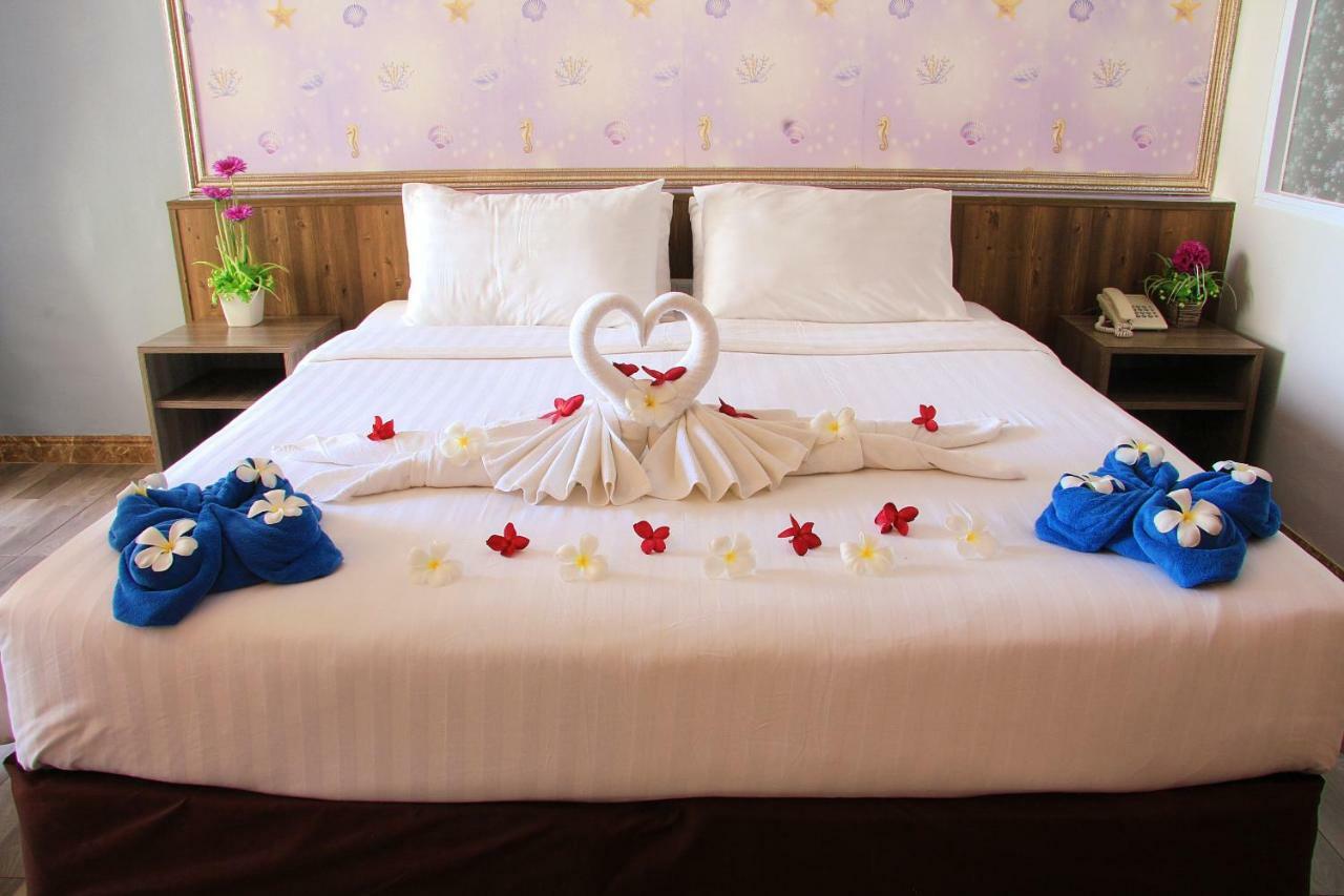 Dragon Beach Resort Jomtien Pattaya Exterior photo